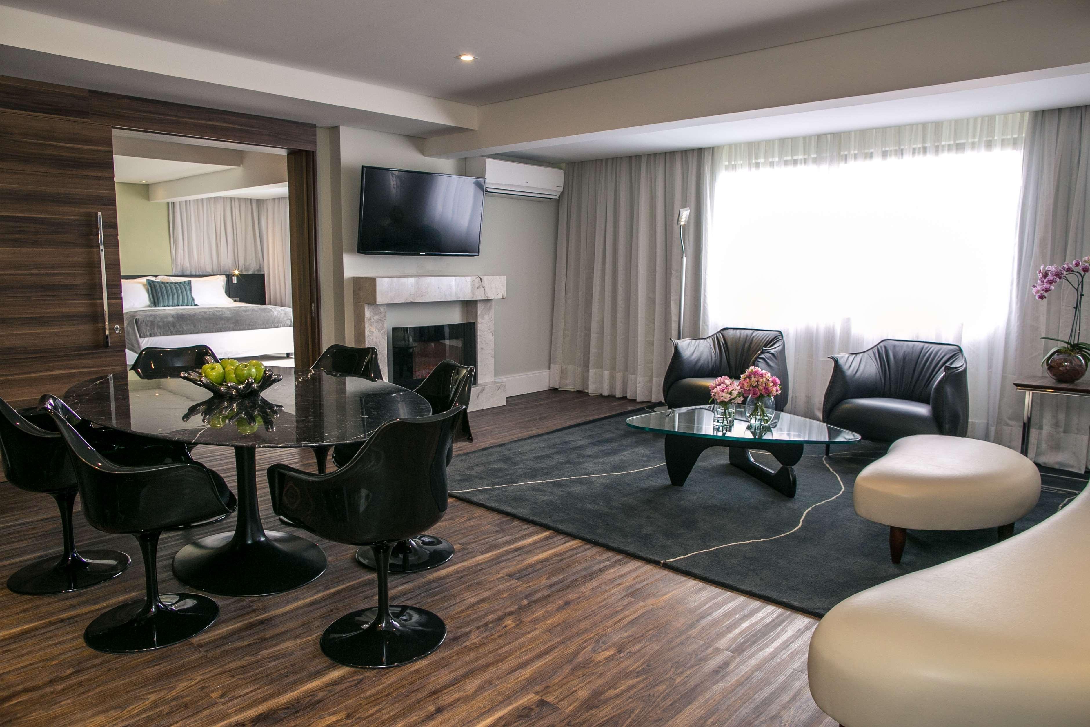 Art Hotel Transamerica Collection Porto Alegre Buitenkant foto Suite at the Hotel