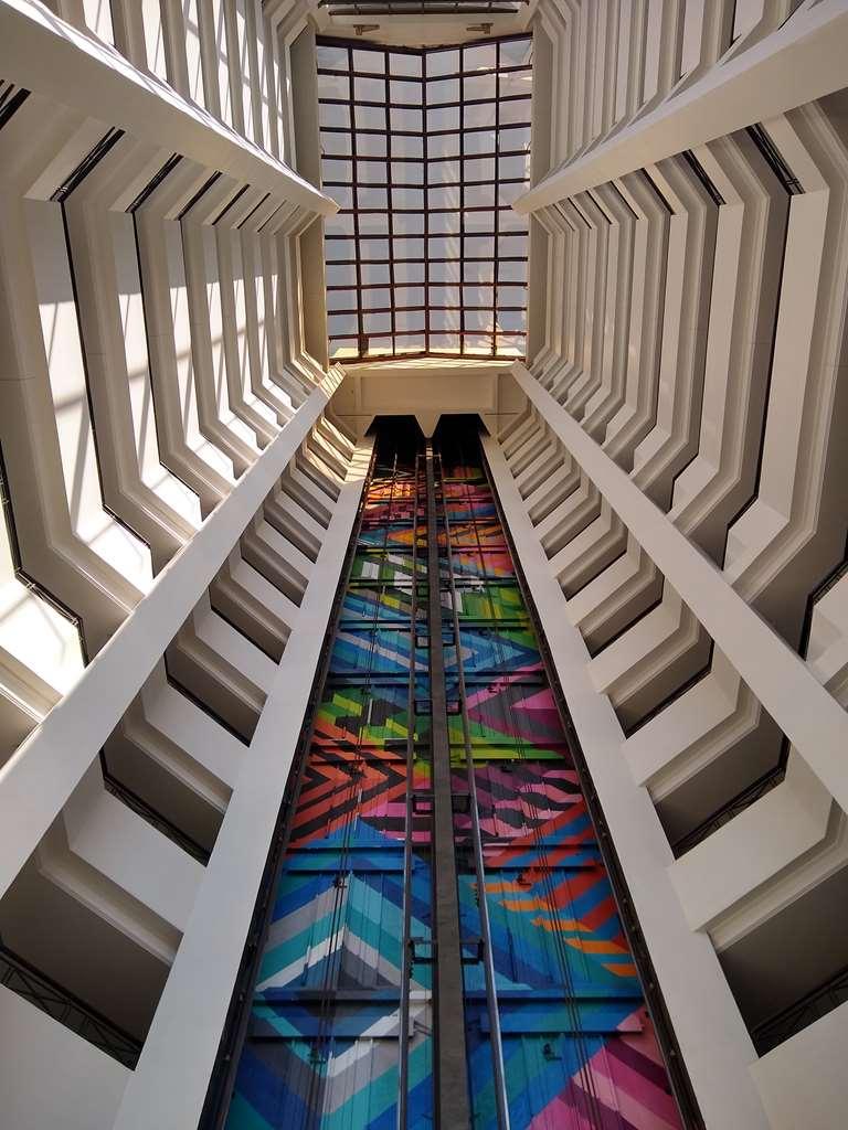 Art Hotel Transamerica Collection Porto Alegre Interieur foto The staircase of the library